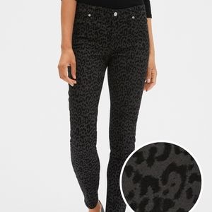 GAP Midrise Leopard Print Legging Jeans